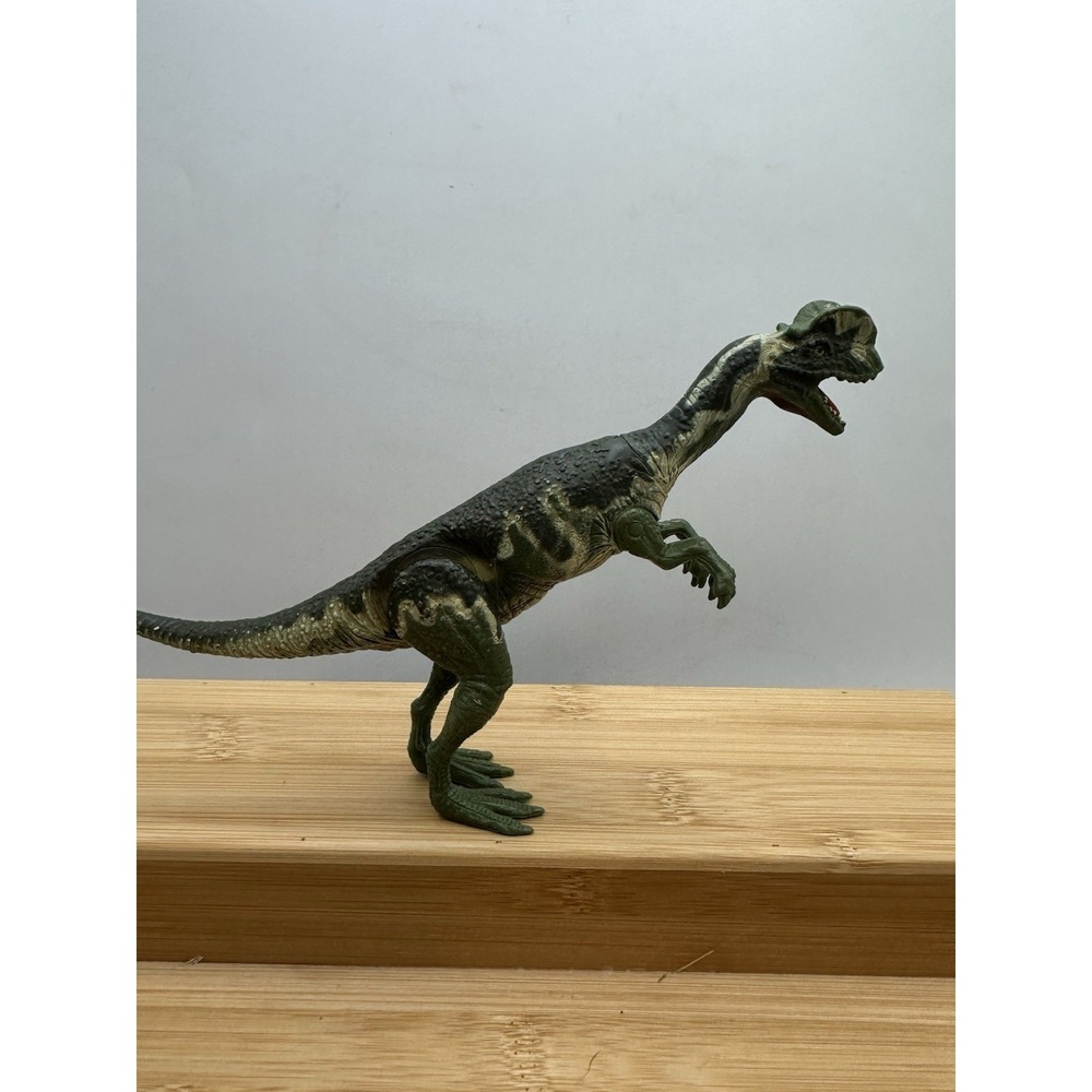 1993 Kenner Jurassic Park Dilophosaurus JP02 Dinosaur Soft Body Spitter